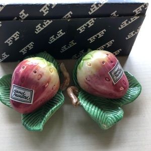 Fitz & Floyd salt & pepper shakers